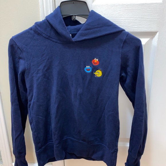 ❤️💛💙KAWS X UNIQLO HOODIE💙💛❤️
l - Picture 1 of 3